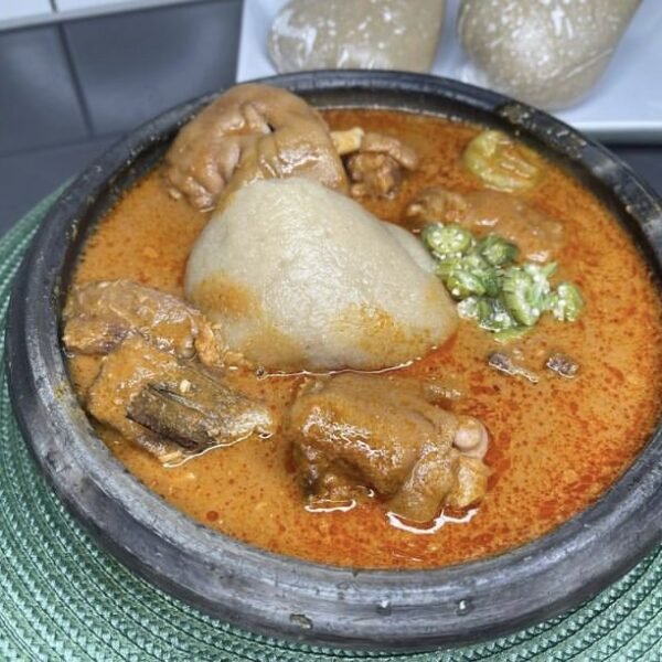Kokonte and Groundnut Soup with Fish/Meat